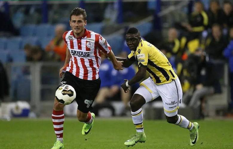 场牵动人心 场牵动人心